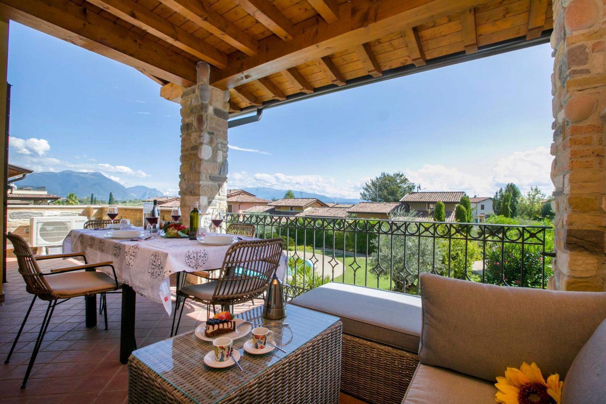 Casa Valtenesi Полпенаце дел Гарда Екстериор снимка